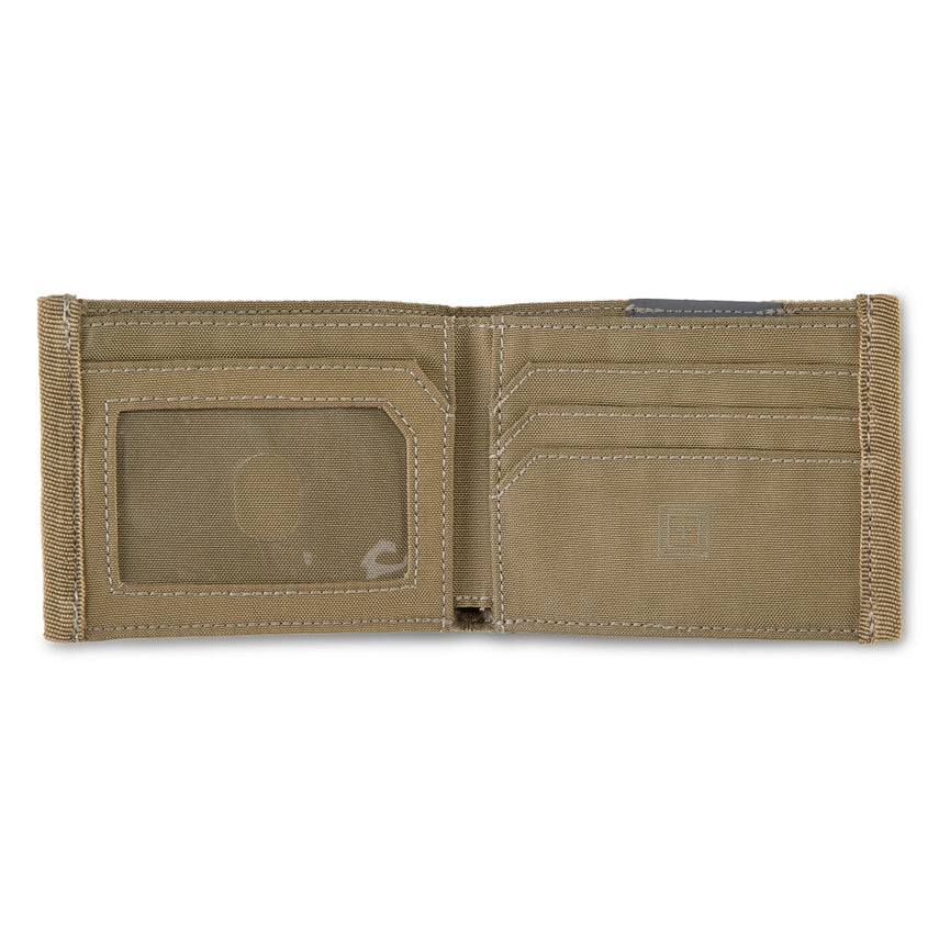 56405 TRACKER BIFOLD WALLET